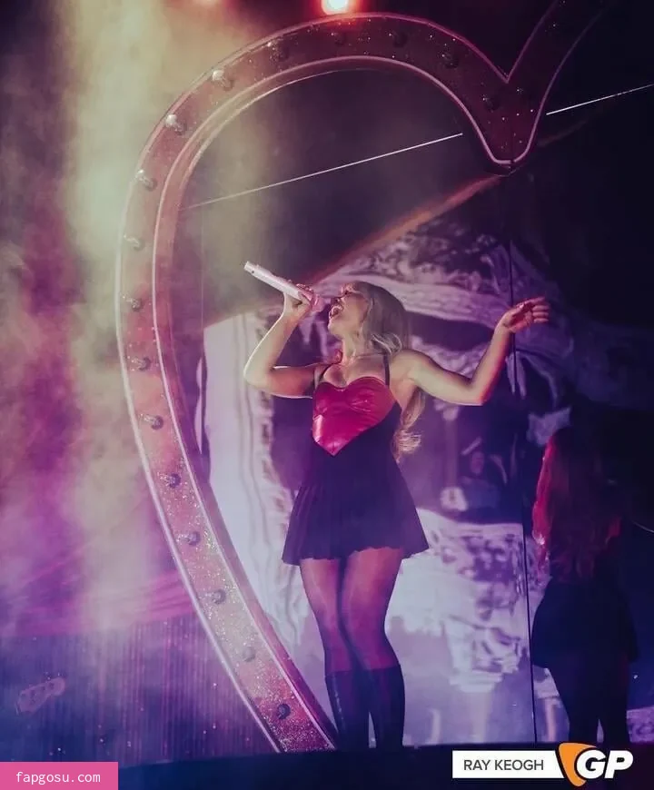 Sabrina Carpenter