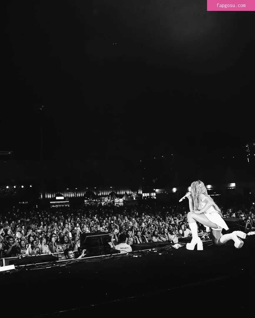 Sabrina Carpenter