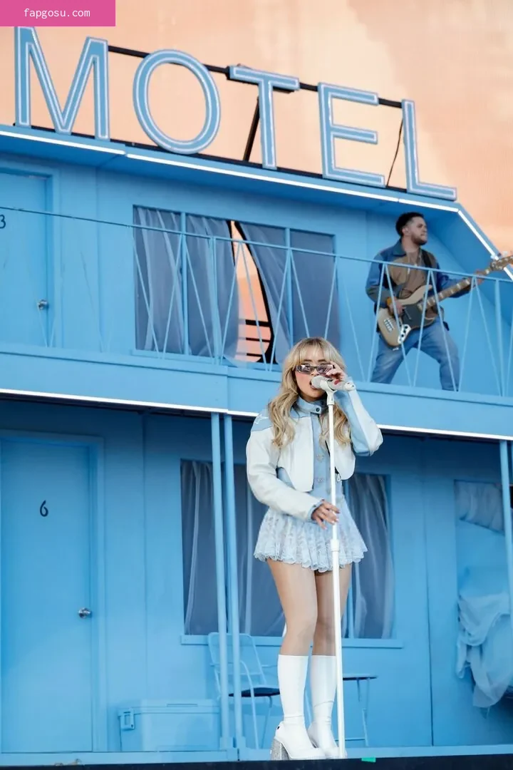 Sabrina Carpenter