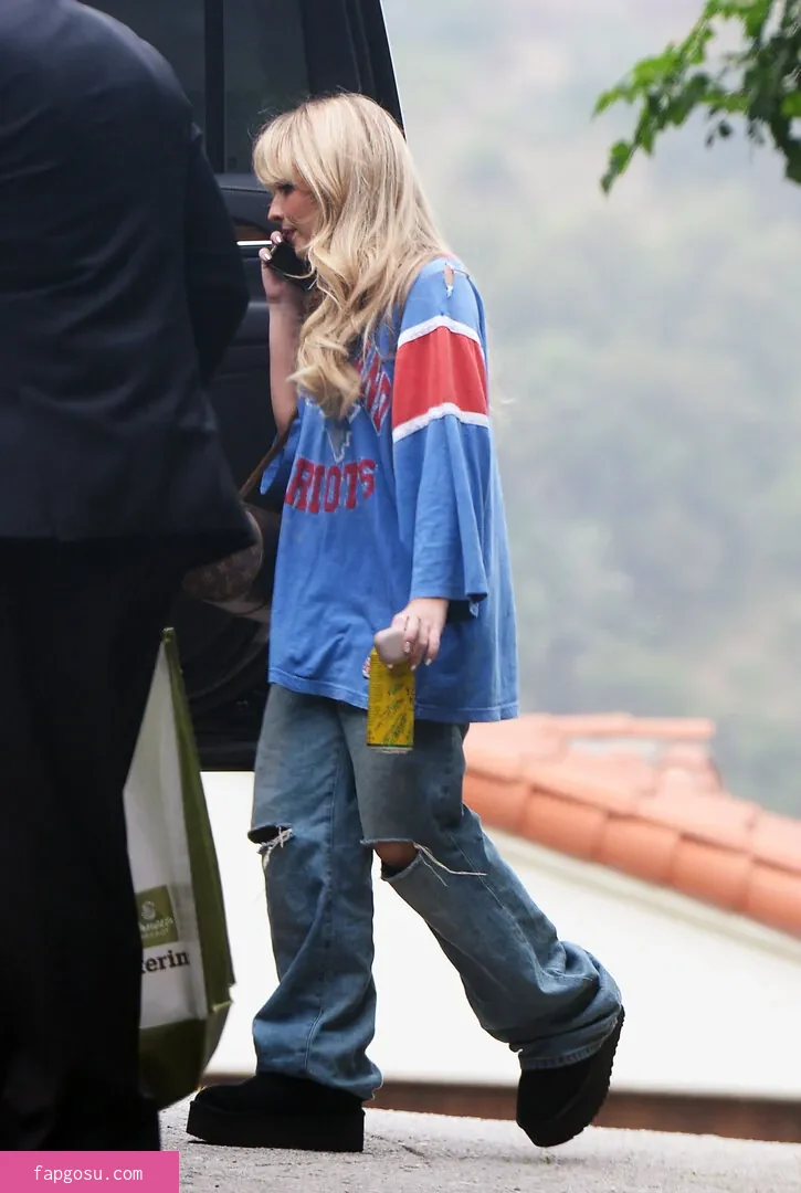 Sabrina Carpenter