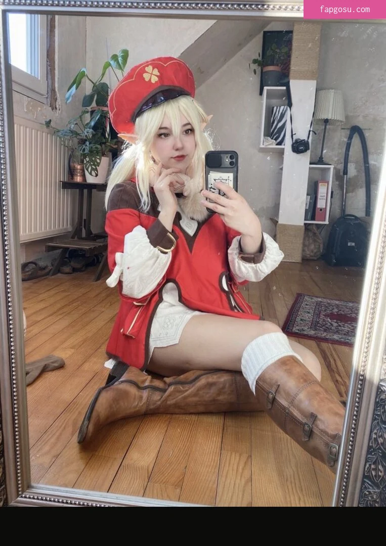 Sen Cosplay