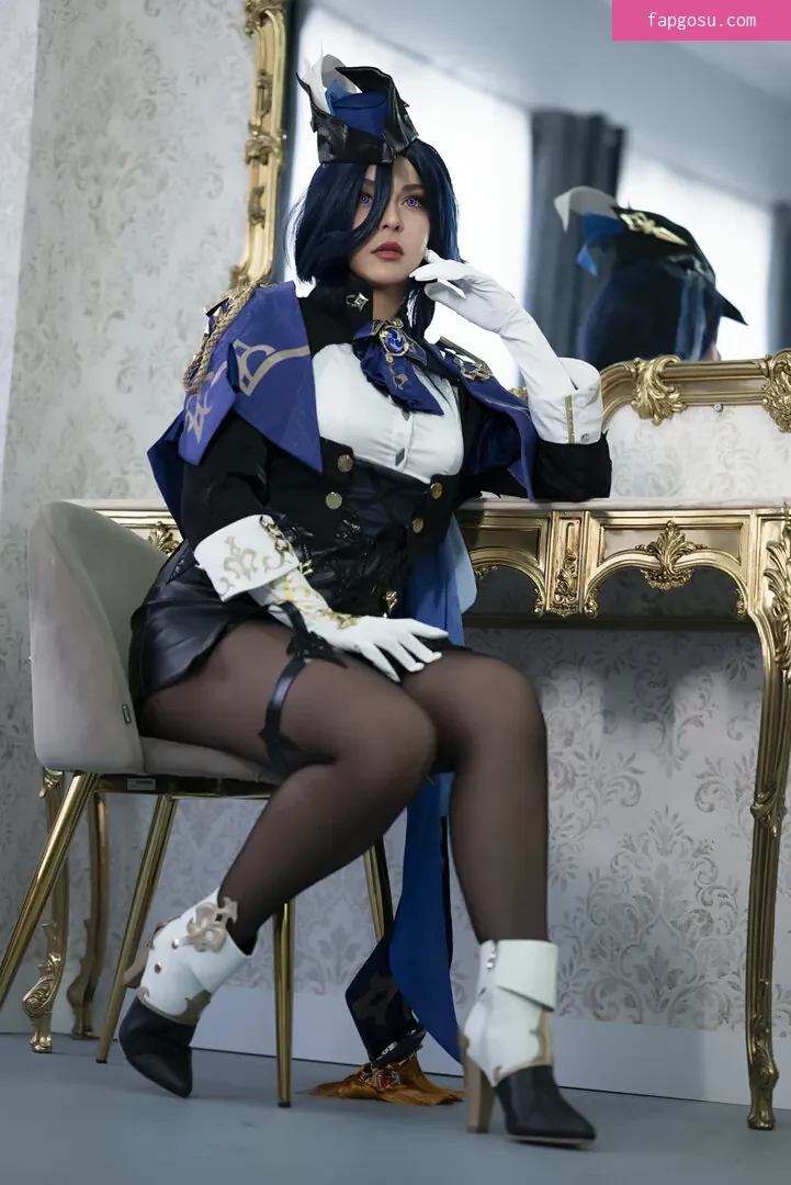 Shermie Cosplay