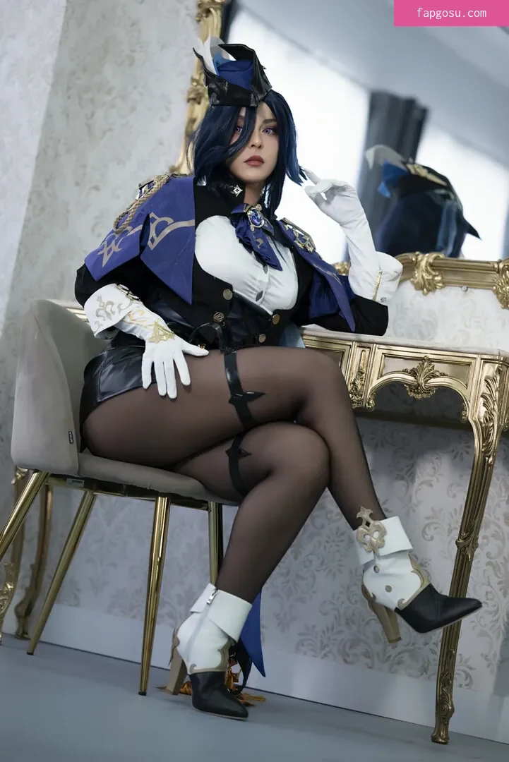 Shermie Cosplay