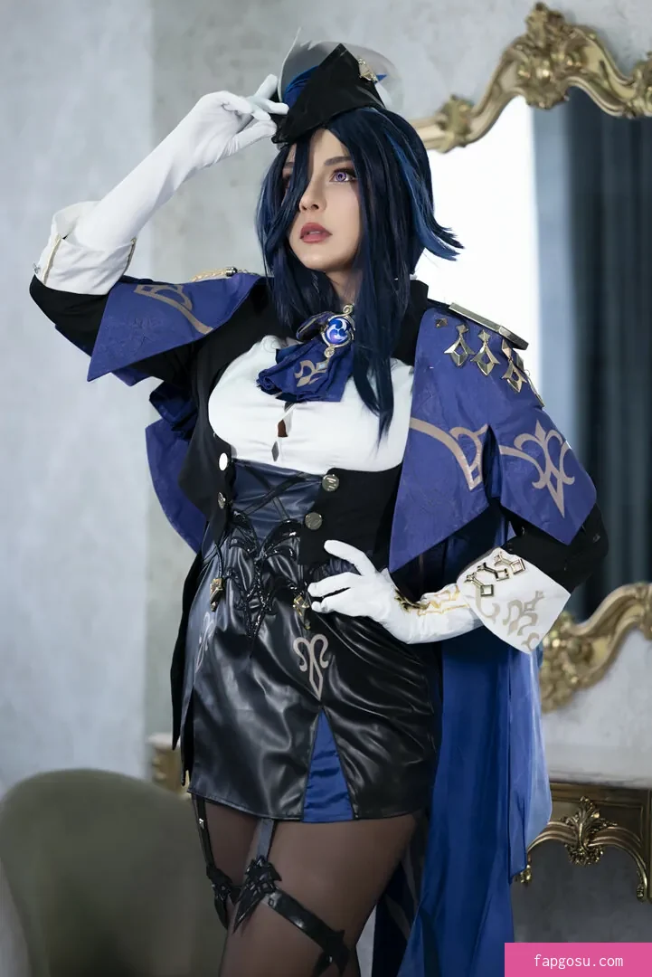 Shermie Cosplay