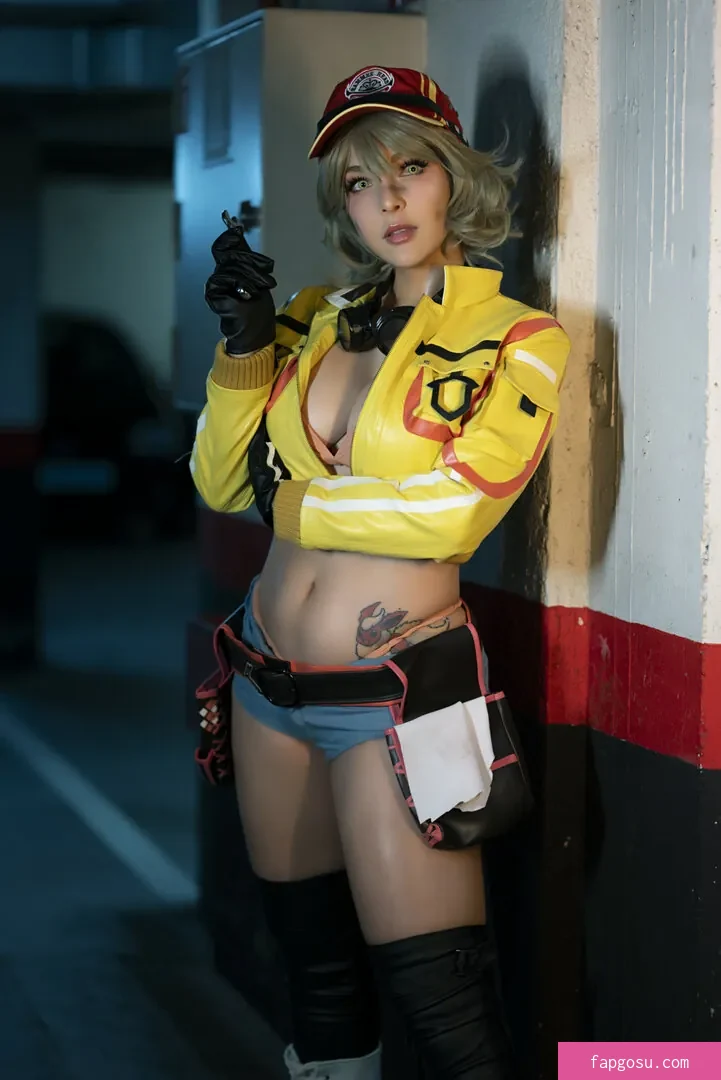 Shermie Cosplay