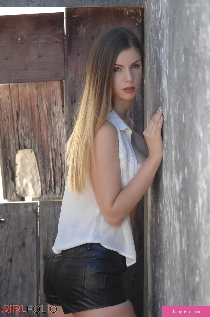 Stella Cox - Photo #1244