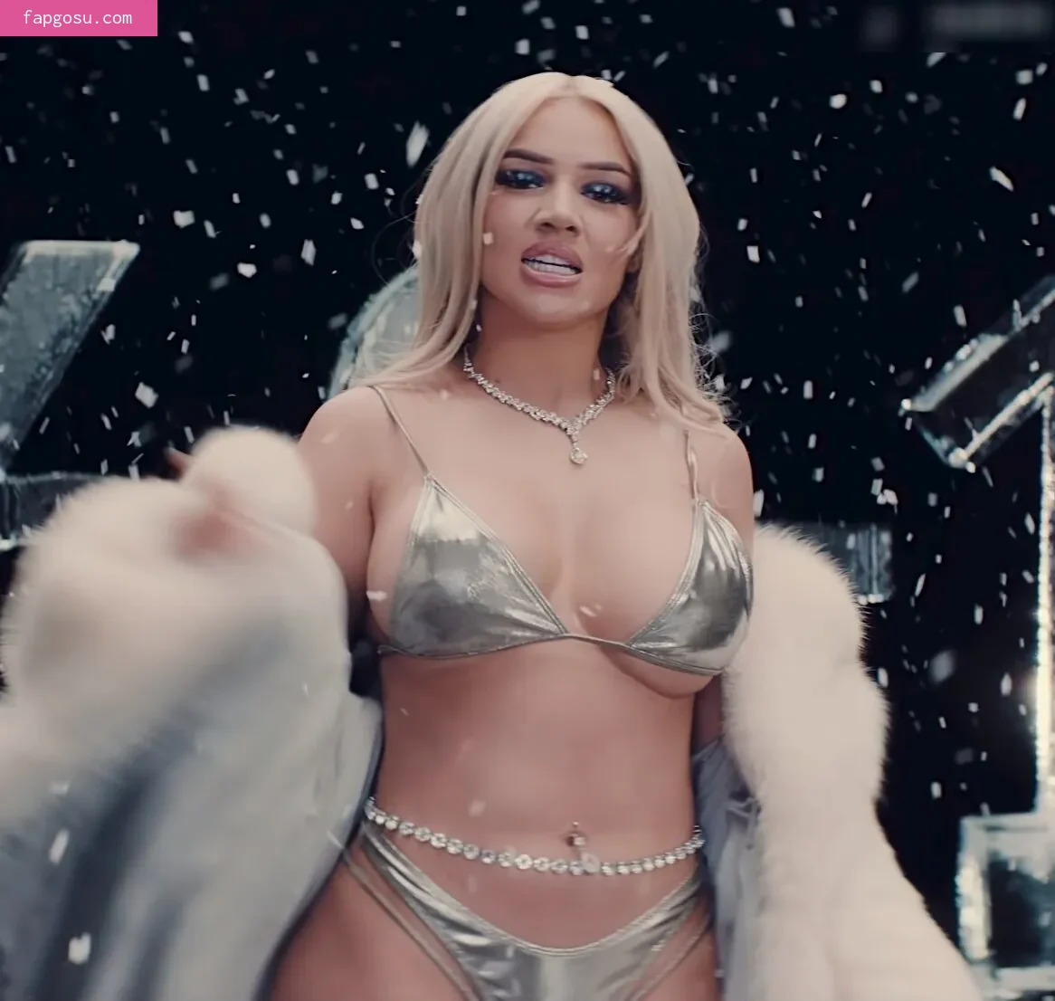 Shirin David