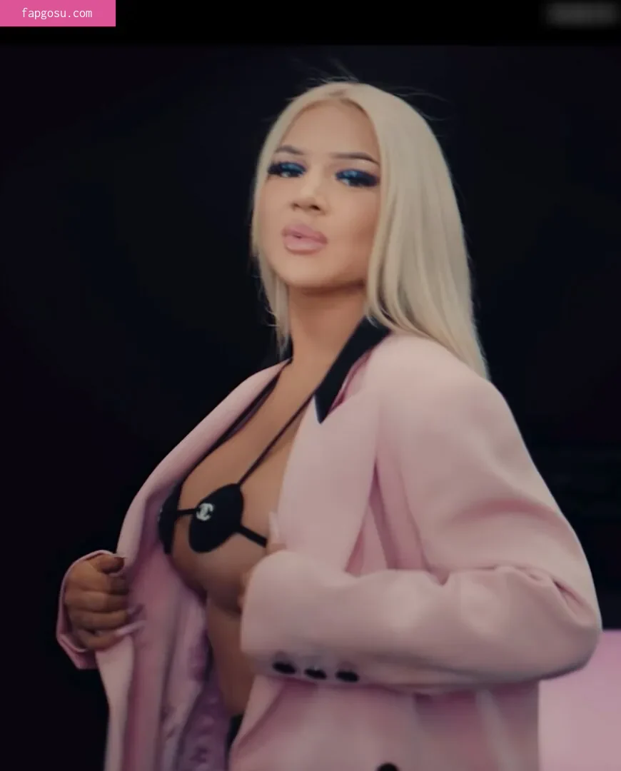 Shirin David