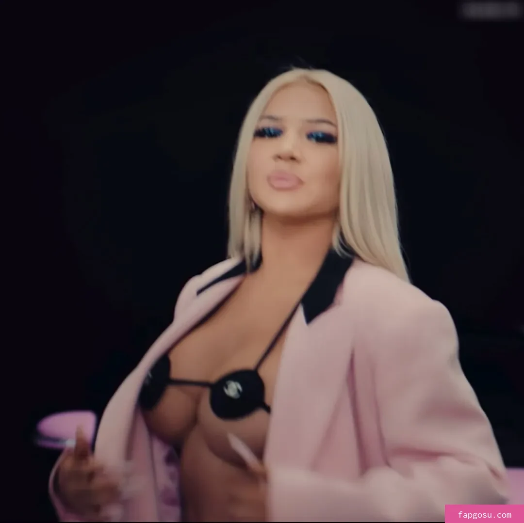 Shirin David