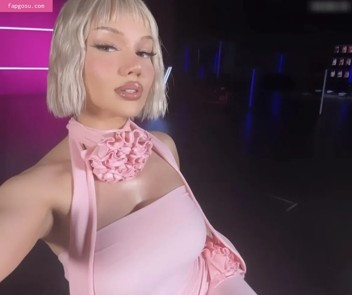 Shirin David