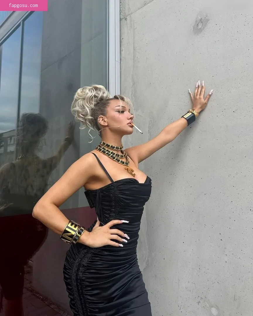Shirin David