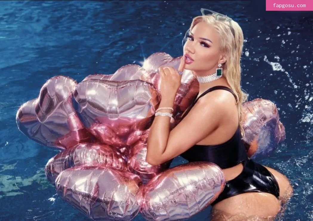 Shirin David