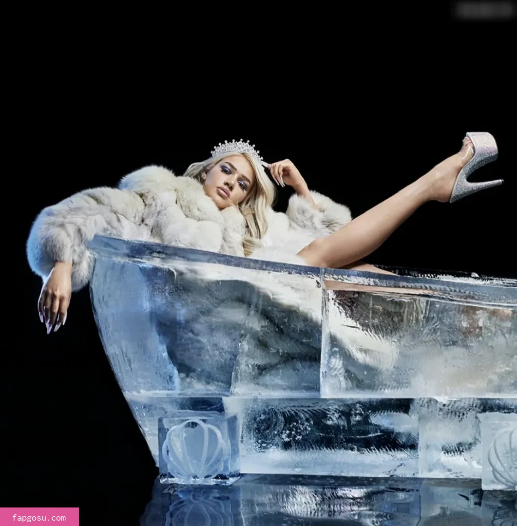 Shirin David