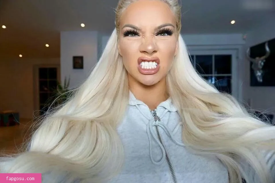 Shirin David