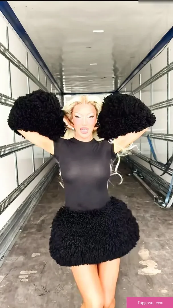 Shirin David