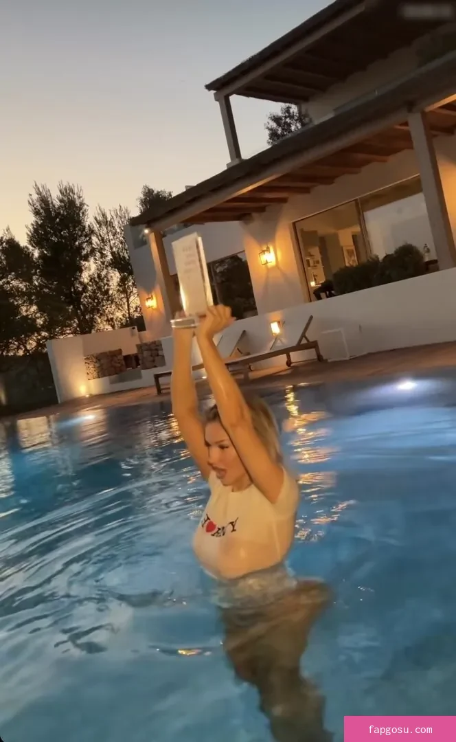 Shirin David