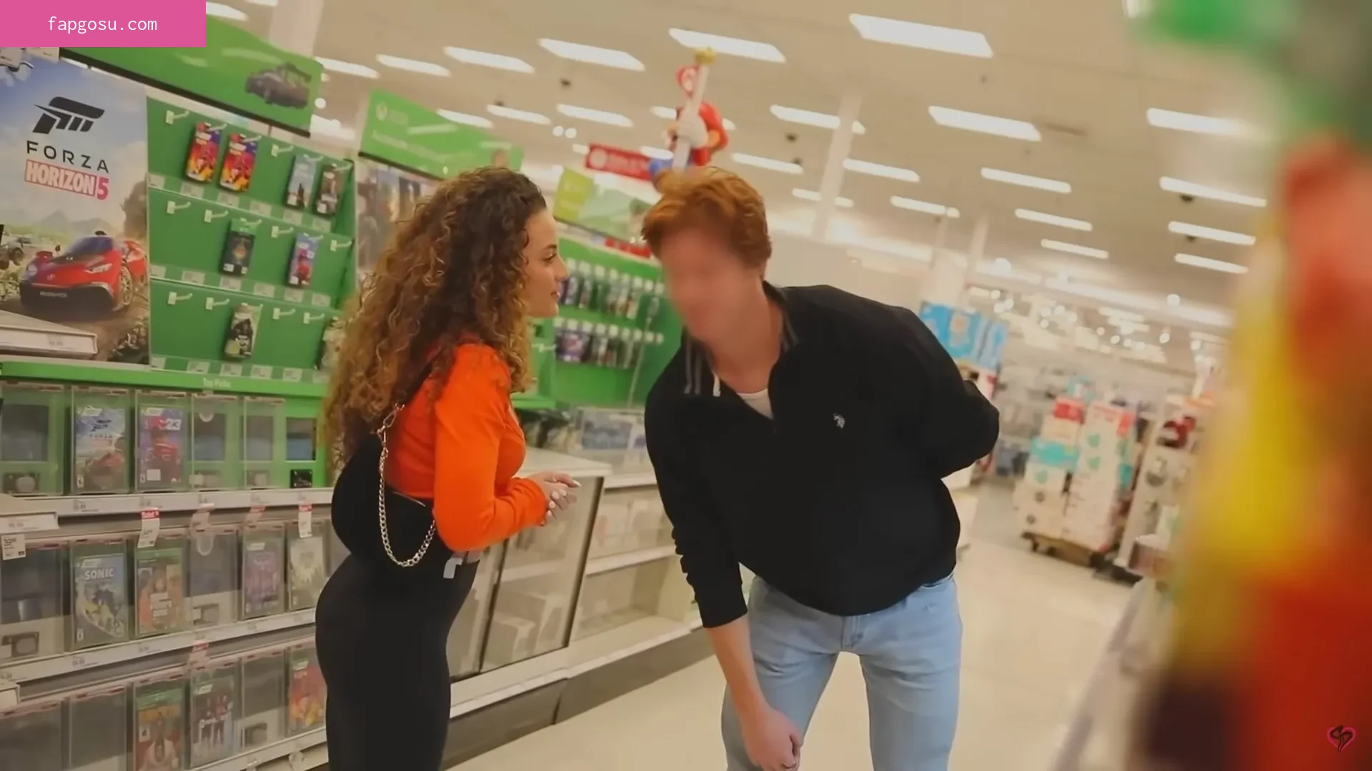 Sofie Dossi