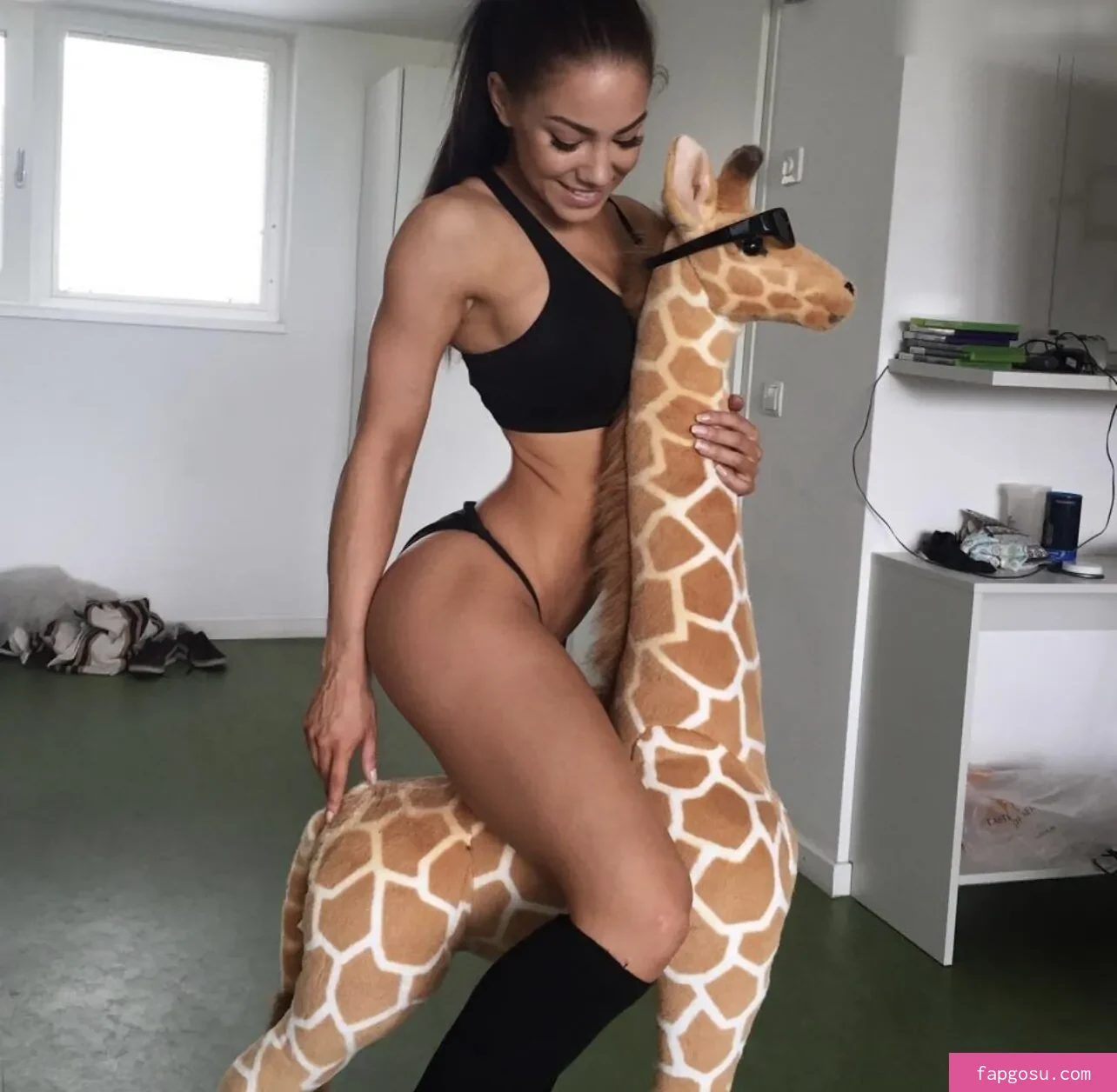 Stephanie Davis