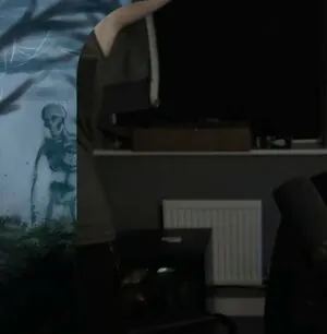 SR_Ebbz content
