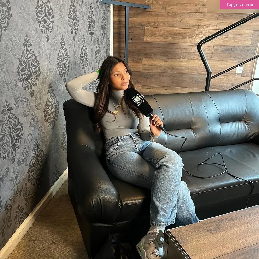 Steph Esther / iamstephalways