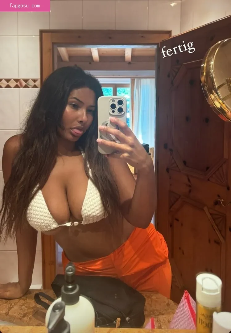 Steph Esther / iamstephalways
