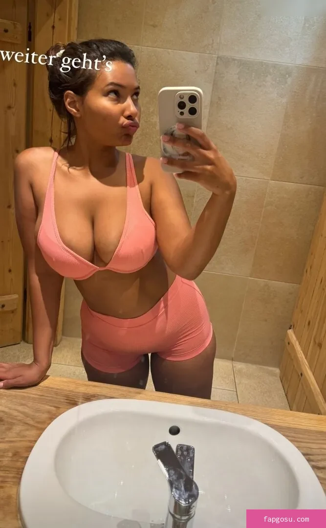 Steph Esther / iamstephalways