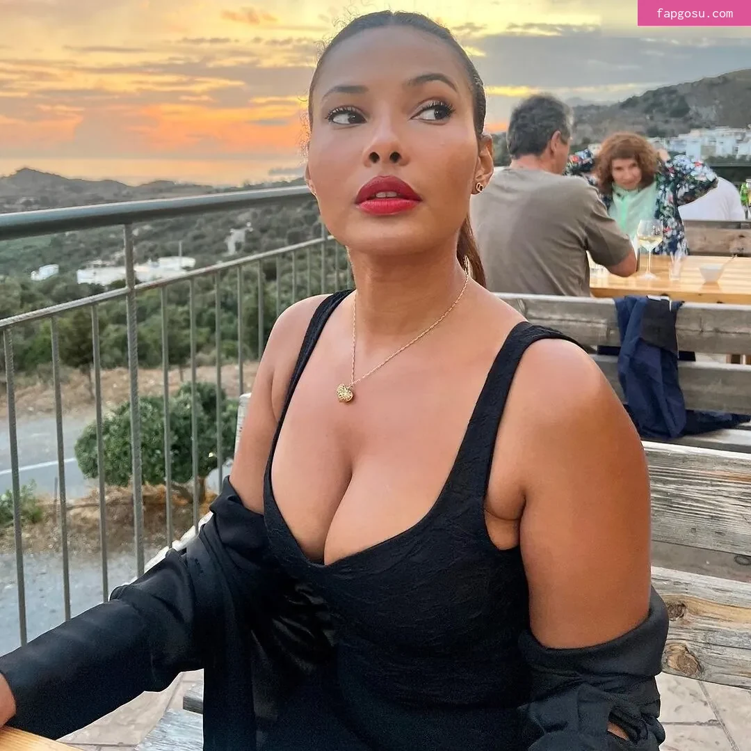 Steph Esther / iamstephalways