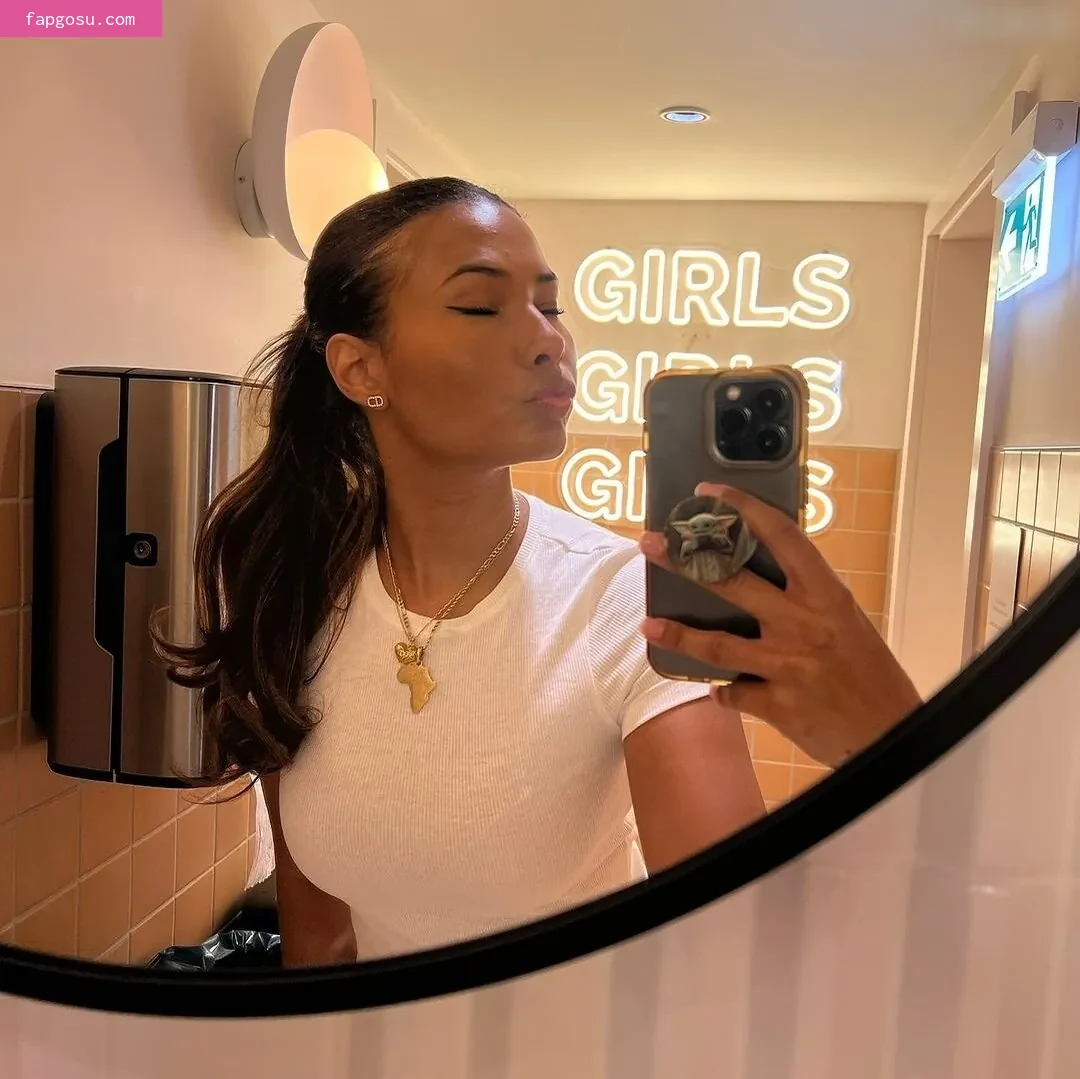 Steph Esther / iamstephalways