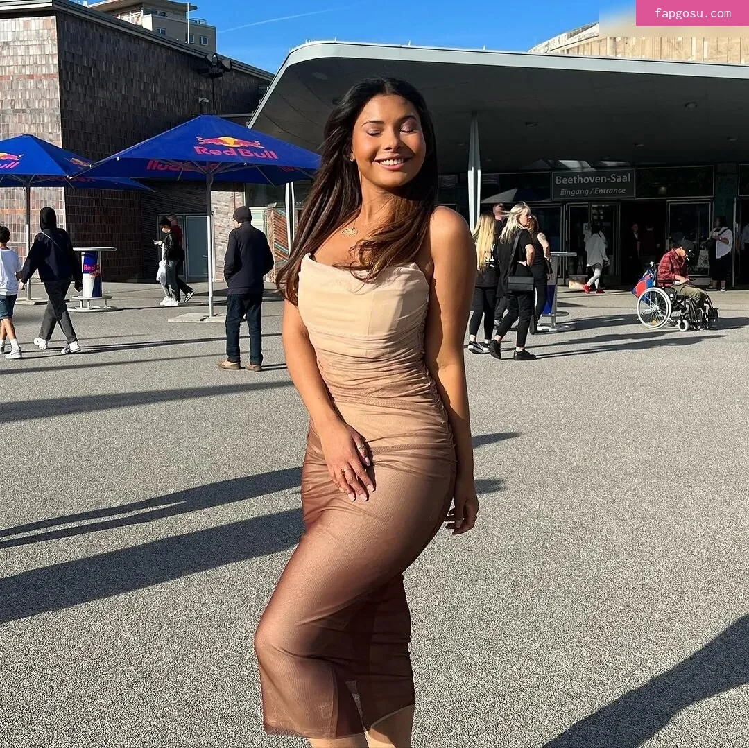 Steph Esther / iamstephalways