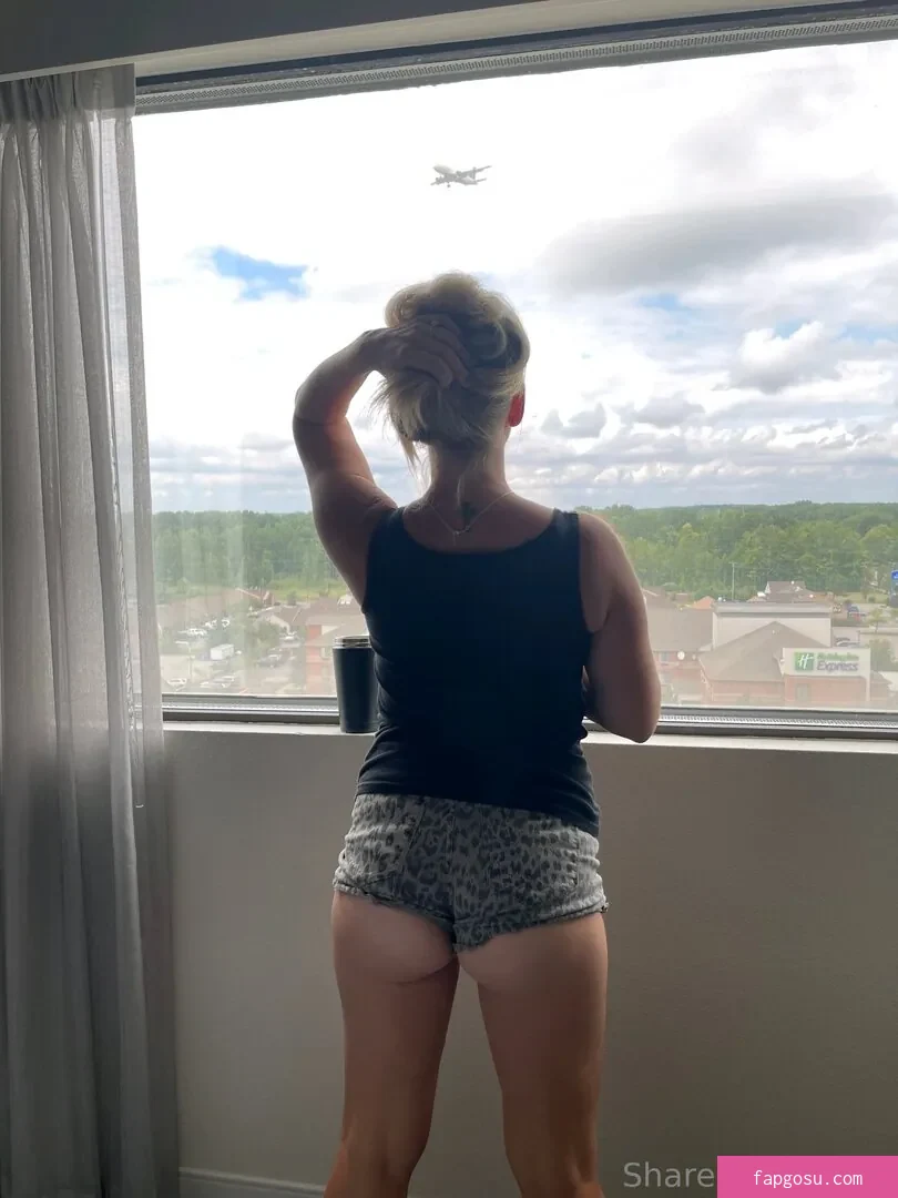 Sharedpilotswife