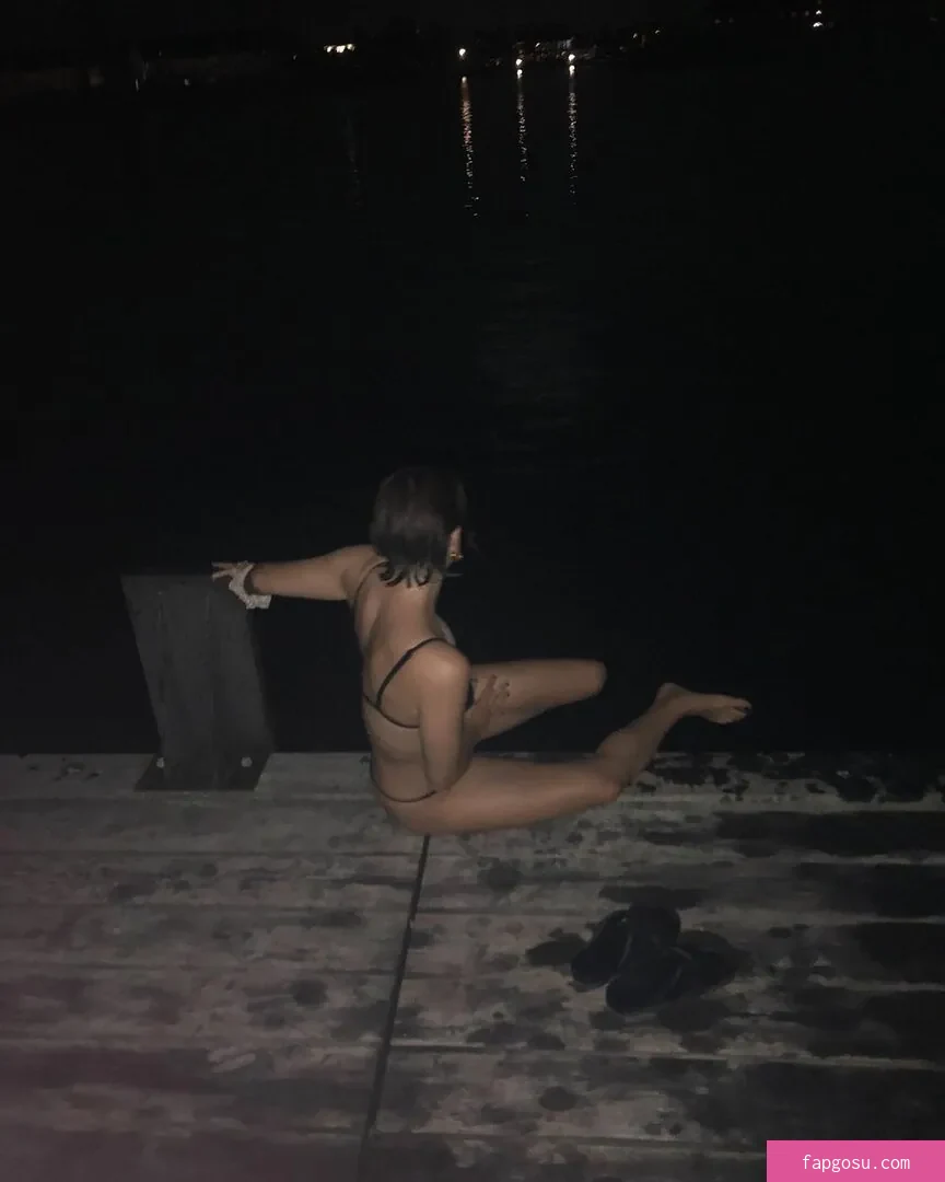 Shelley Hennig