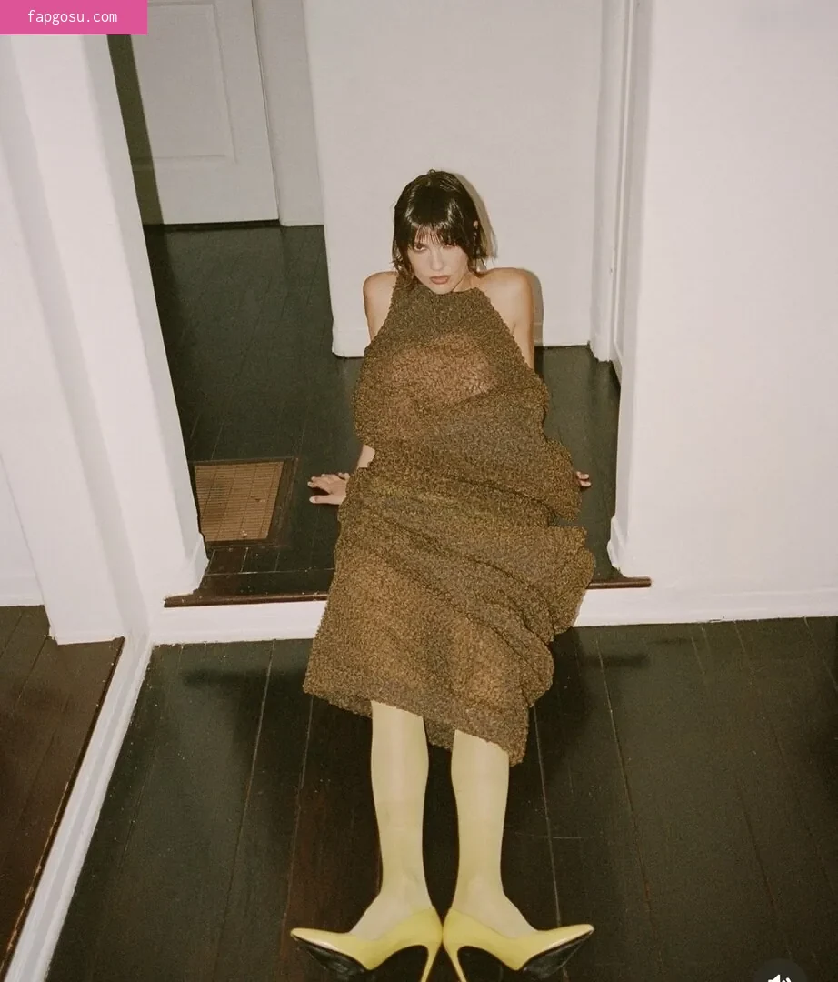 Shelley Hennig