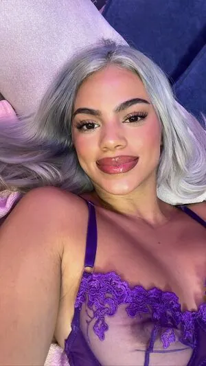 Shelynna content