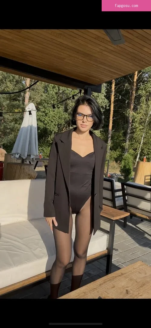 silkyvicki