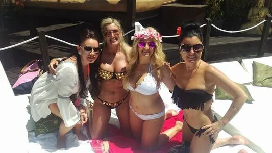Sally Jaxx content