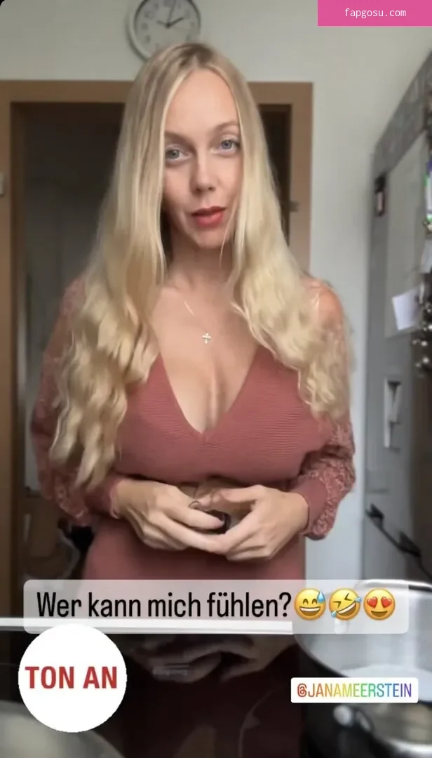 Sexy Julia
