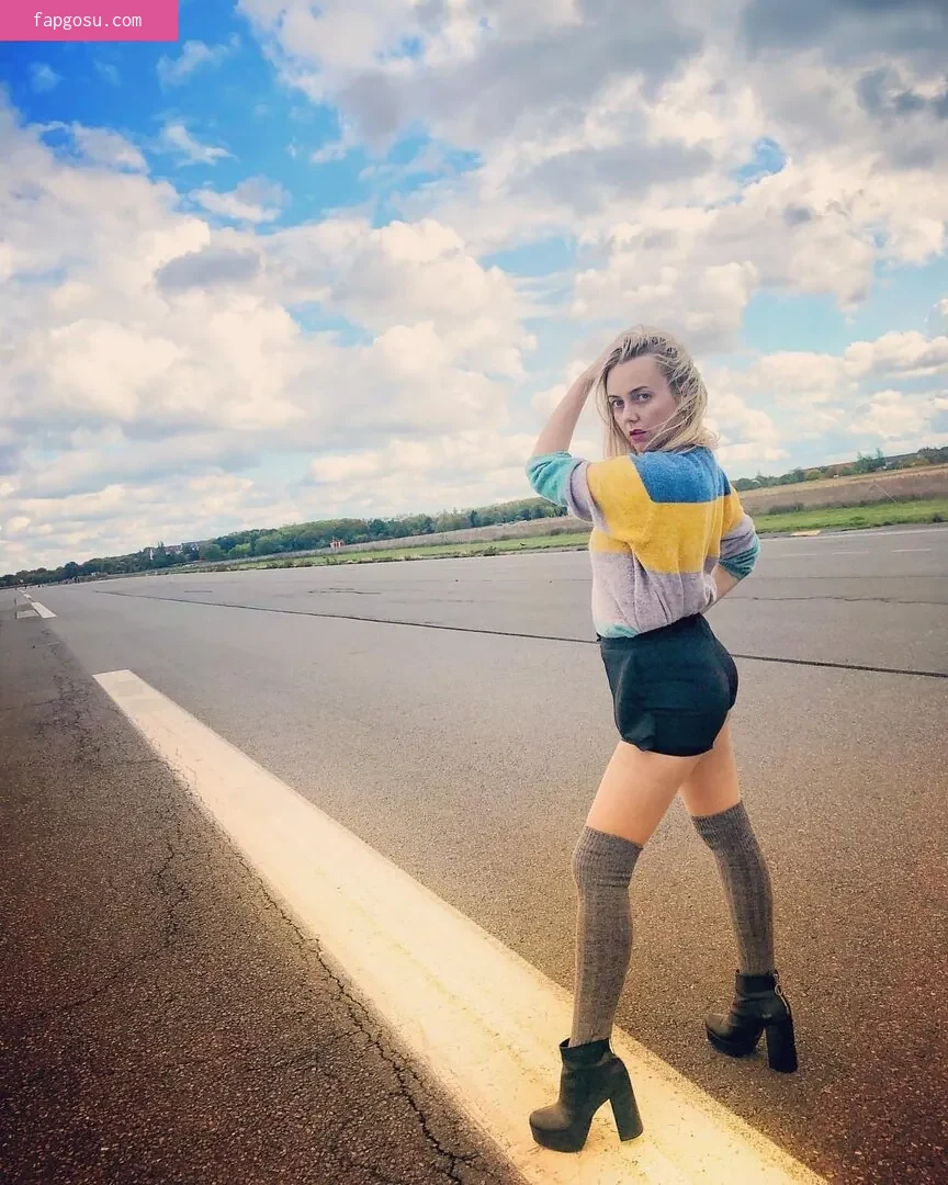 Sexy Julia