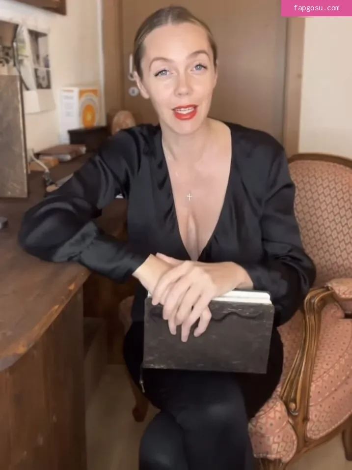 Sexy Julia