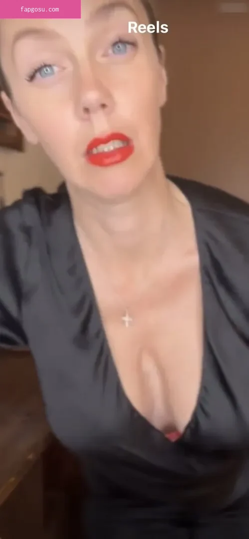 Sexy Julia