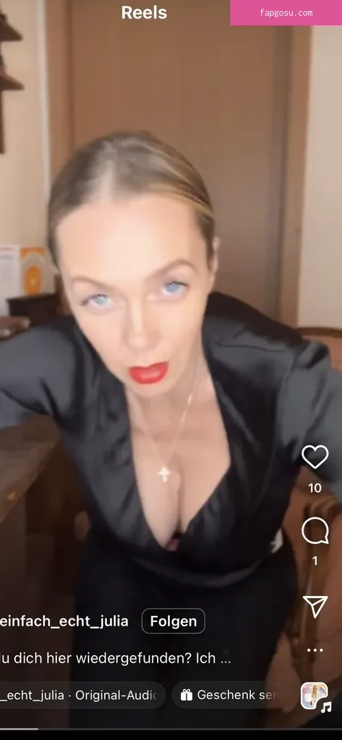 Sexy Julia