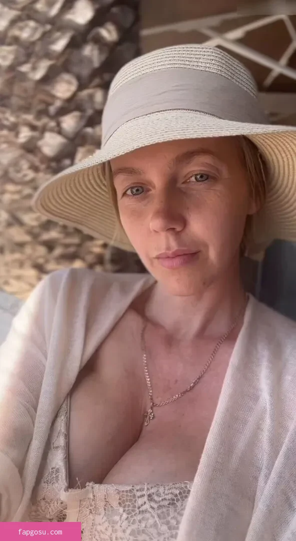 Sexy Julia