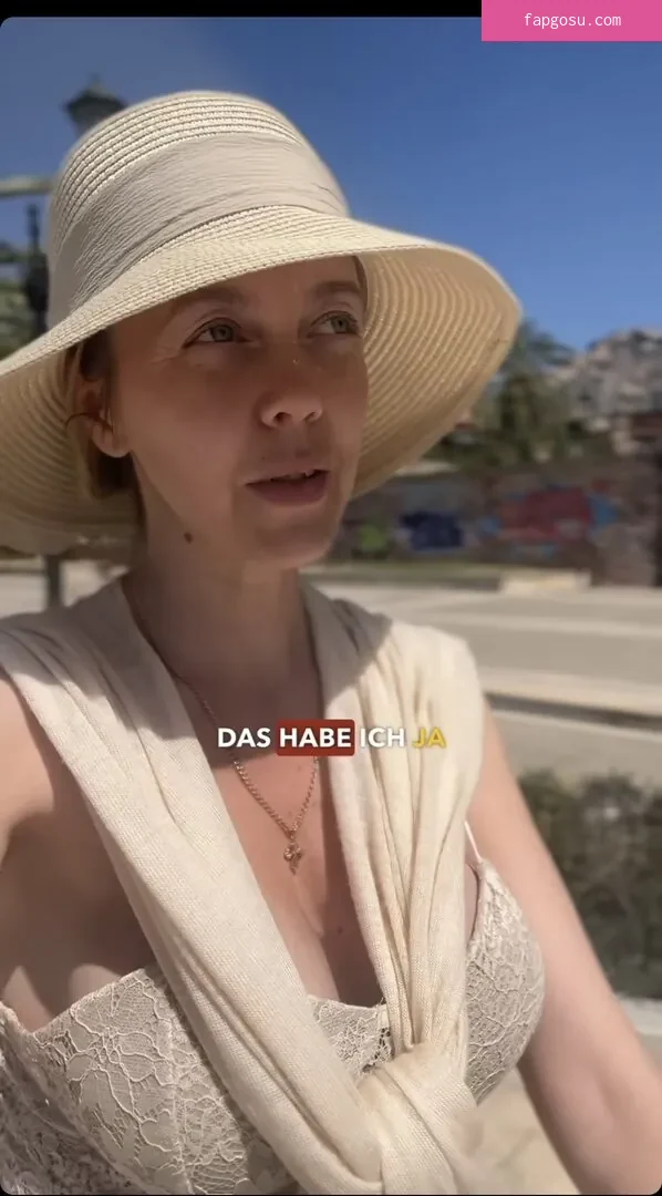 Sexy Julia