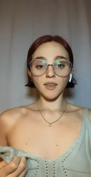 smalljuliii / julilovesdancing content
