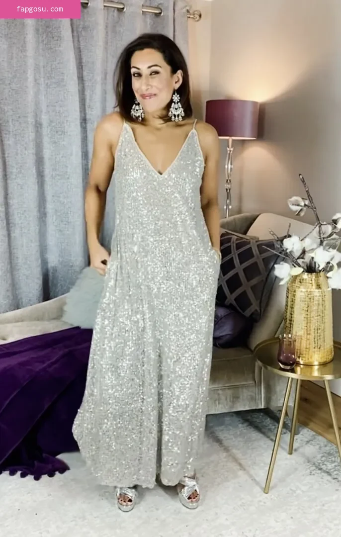 Saira Khan