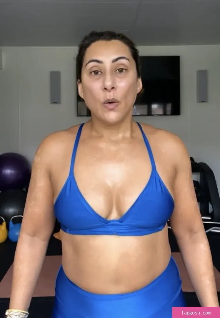 Saira Khan
