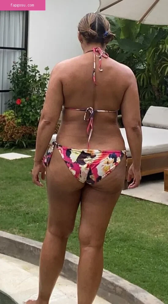 Saira Khan