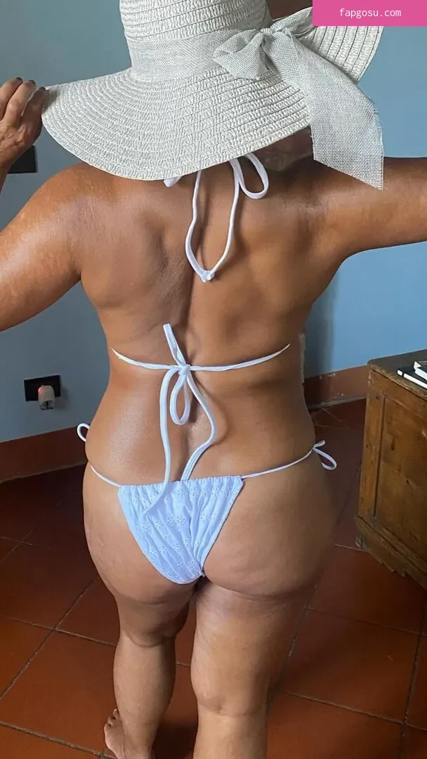Saira Khan
