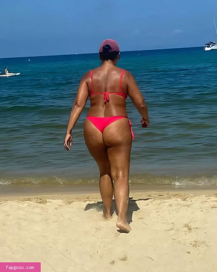 Saira Khan