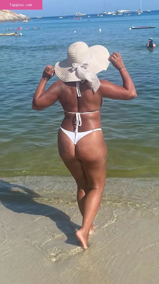 Saira Khan