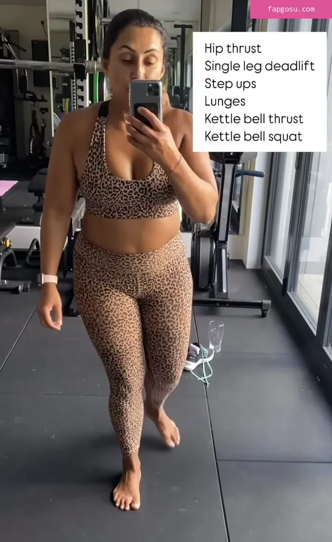 Saira Khan